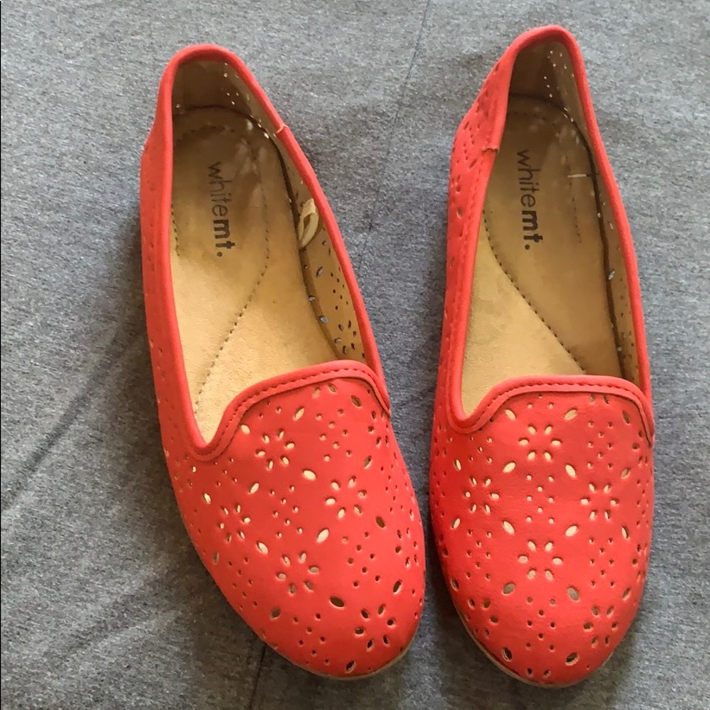 Orange red flats
